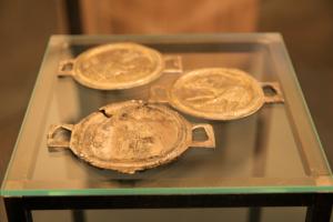 phaleres-en-argent-dore.jpg