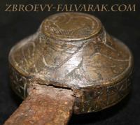 article_thorpefalchion4.jpg